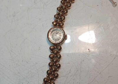 reparación de reloj de pulsera universal geneve