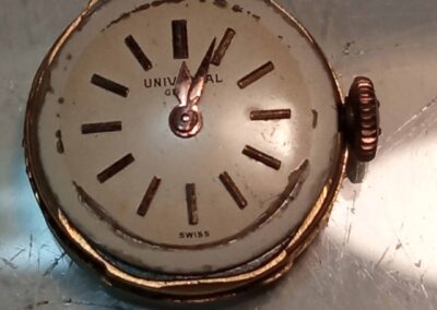 reparación de reloj de pulsera universal geneve